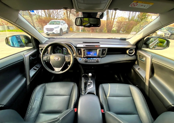 Toyota RAV4 cena 109700 przebieg: 76800, rok produkcji 2018 z Myślenice małe 172